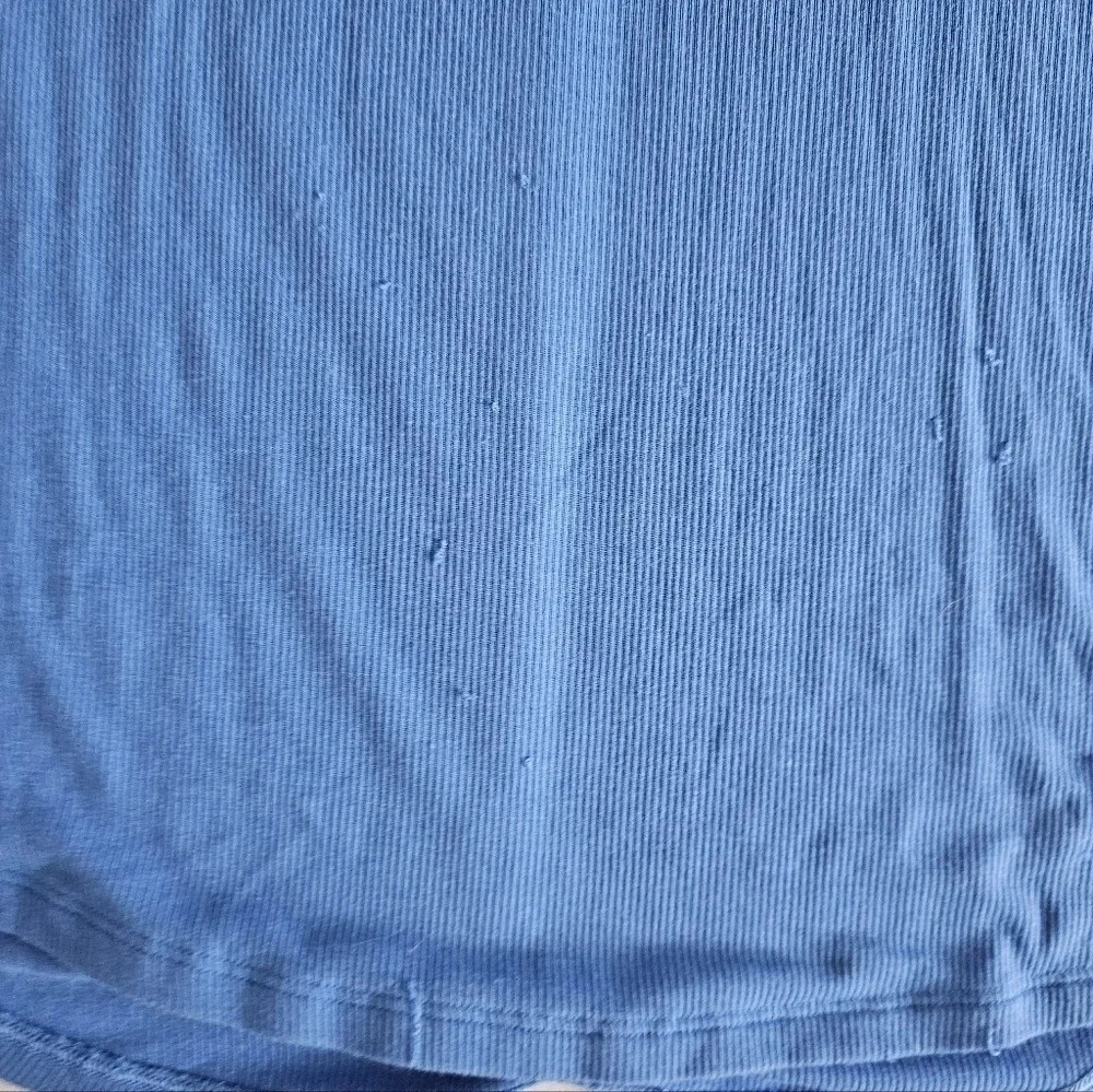 Blue Stretchy Tee - Picture 2 of 4